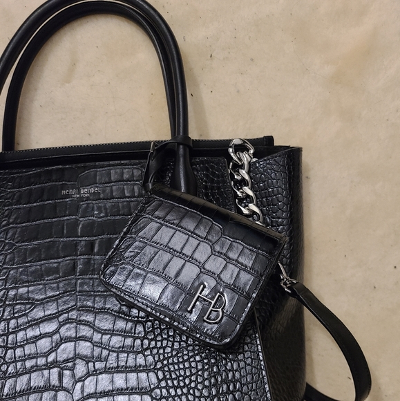 Henri Bendel Large Blk faux Croc Handbag - Picture 3 of 9